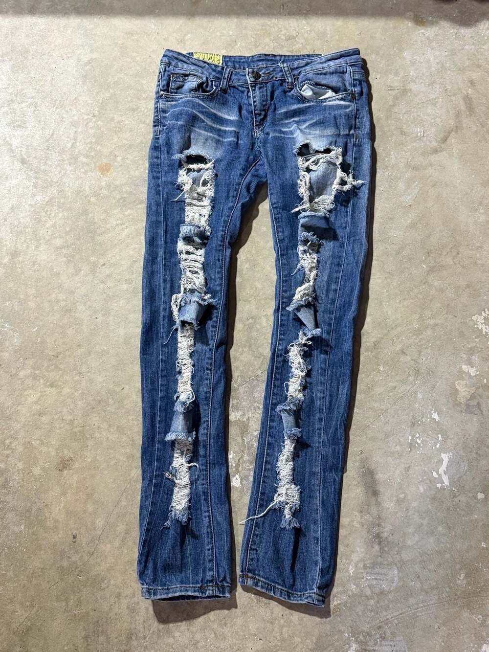 Machine Nouvelle Mode Distressed Slim Jeans Size 9